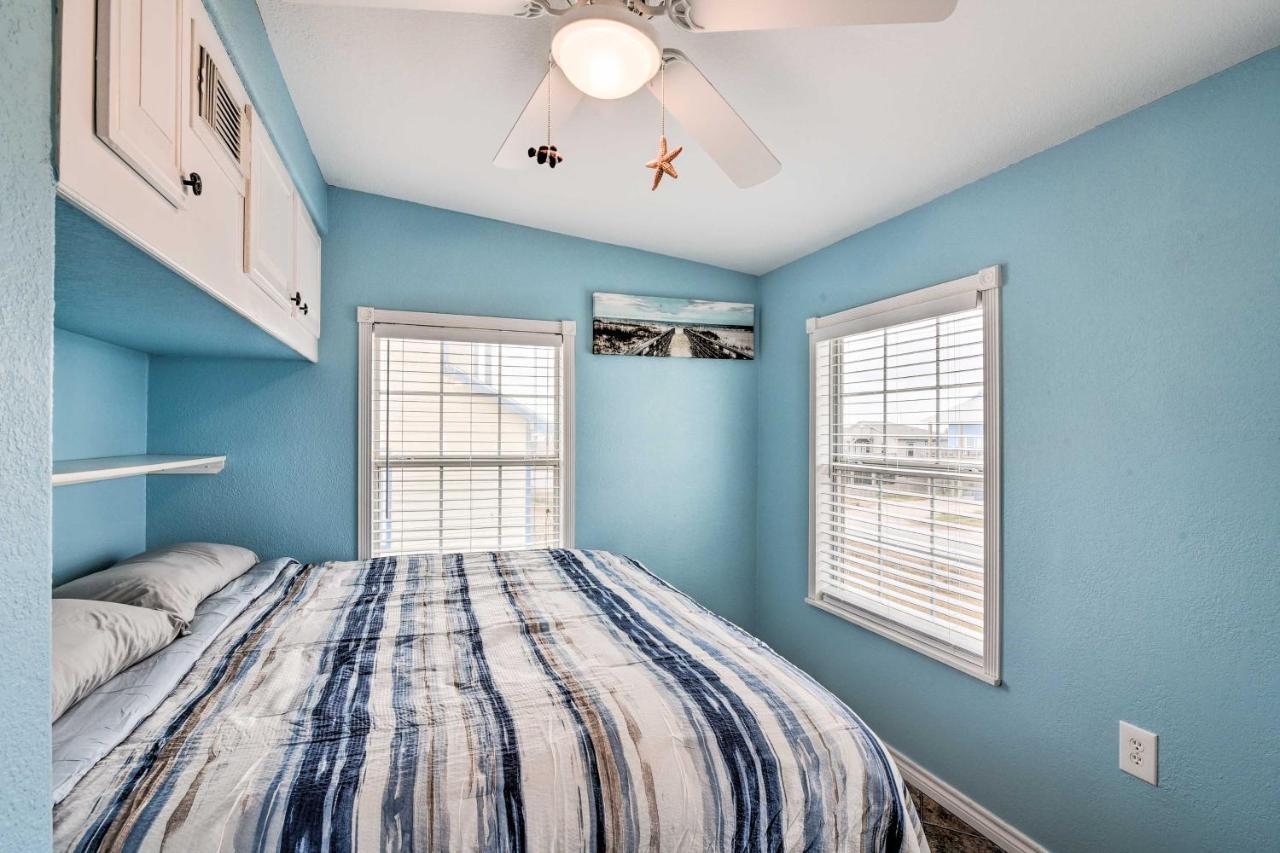 Surfside Beach Gem With Deck - 1 Block To Shore! Freeport Extérieur photo